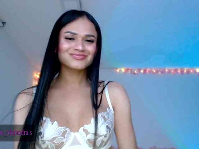 aleelenoxx Sex Cam Show