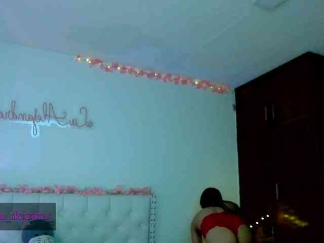 aleelenoxx Live Webcam on BongaCams