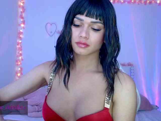 aleelenoxx Sex Cam Show