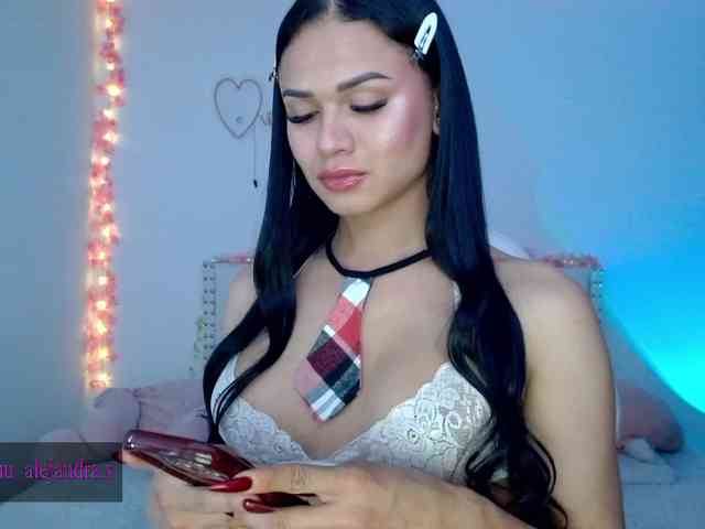 aleelenoxx Sex Cam Show