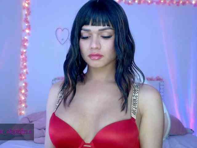 aleelenoxx Sex Cam Show