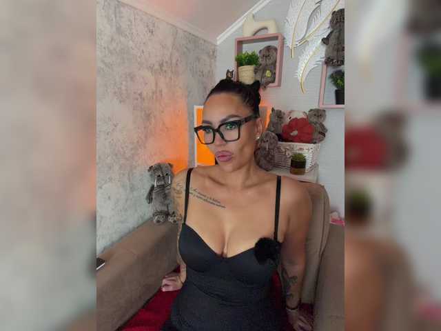 -BASTET- live cam on BongaCams