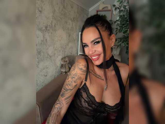 -bastet- live sex show