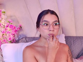 Alyssa-Ray Porn Show
