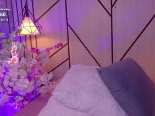 Alyssa-Ray Porn Show