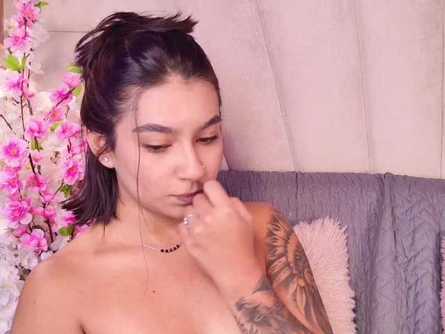 Alyssa-Ray webcam