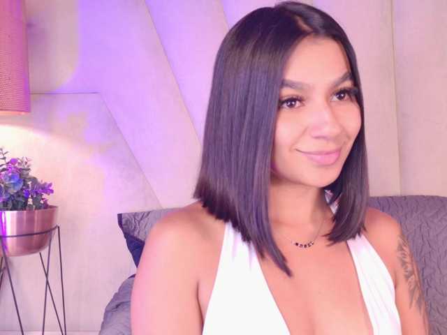 Alyssa-Ray live cam on BongaCams