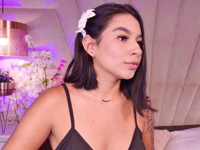 Alyssa-Ray live cam on BongaCams