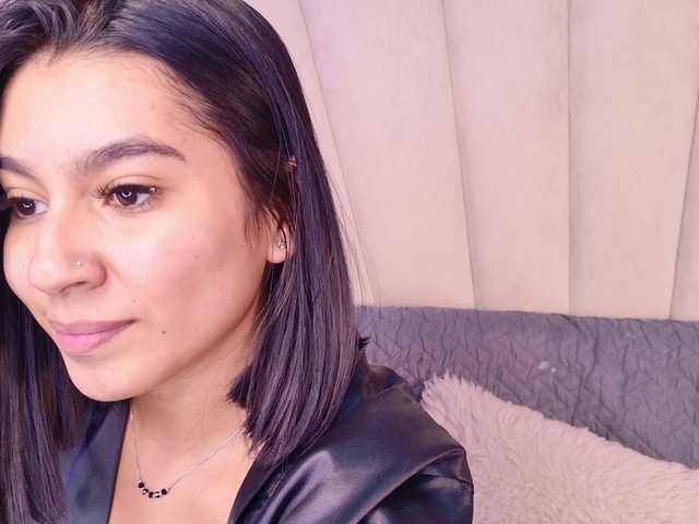 Alyssa-Ray live cam on BongaCams