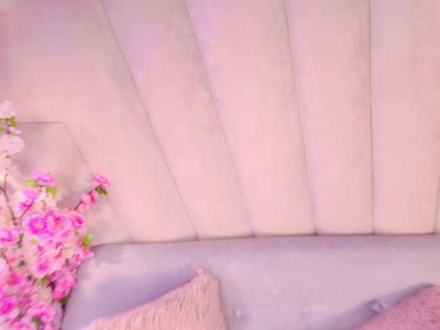 Alyssa-Ray live cam on BongaCams