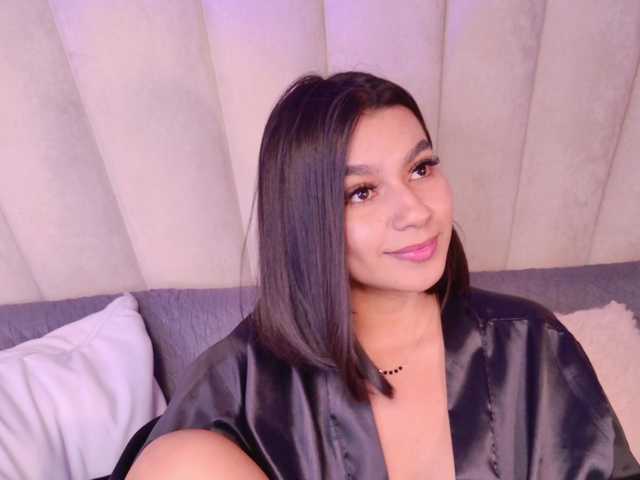 Alyssa-Ray live cam on BongaCams