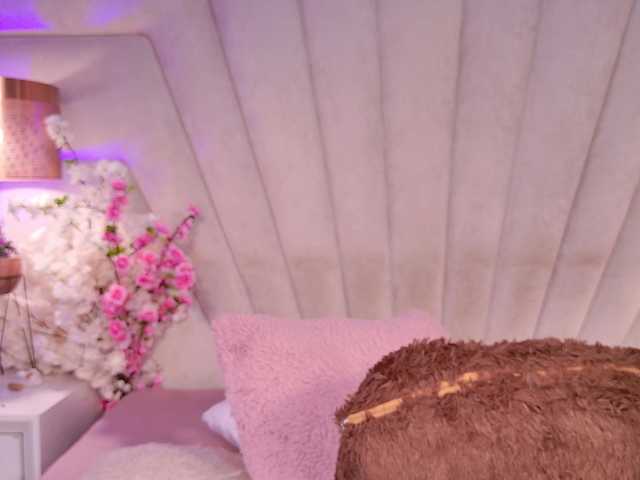 Alyssa-Ray live cam on BongaCams