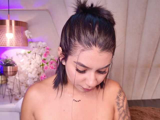Alyssa-Ray live cam on BongaCams