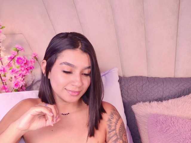 Alyssa-Ray live cam on BongaCams