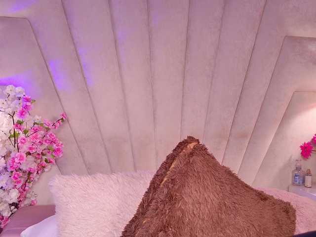 Alyssa-Ray live cam on BongaCams