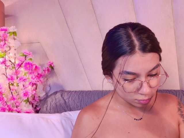 Alyssa-Ray live cam on BongaCams