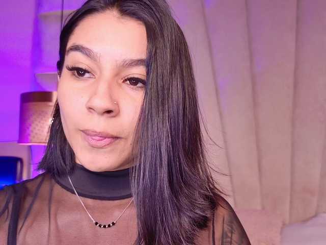 Alyssa-Ray live cam on BongaCams