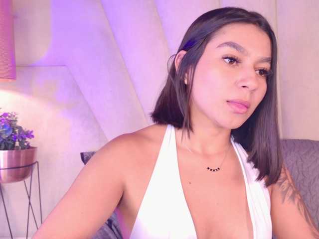 Alyssa-Ray webcam