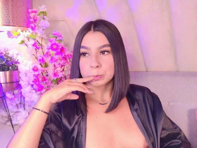 Alyssa-Ray live cam on BongaCams