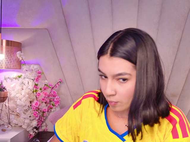 Alyssa-Ray live cam on BongaCams