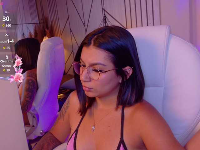 Alyssa-Ray webcam