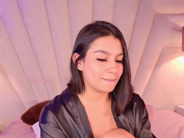 Alyssa-Ray webcam
