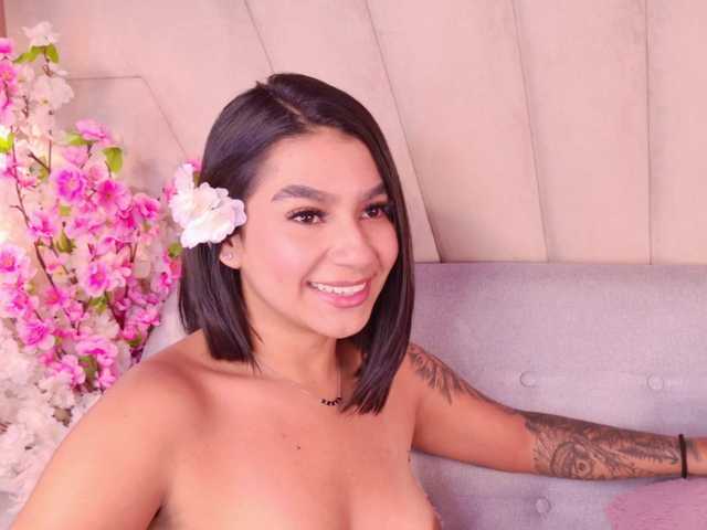 Alyssa-Ray live cam on BongaCams