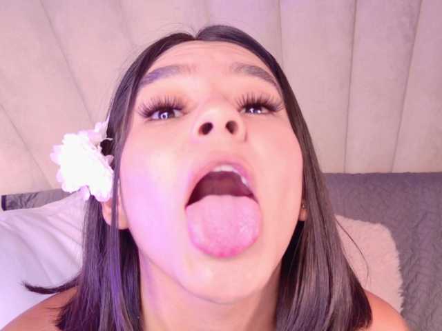 Alyssa-Ray live cam on BongaCams