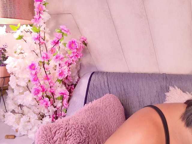 Alyssa-Ray live cam on BongaCams