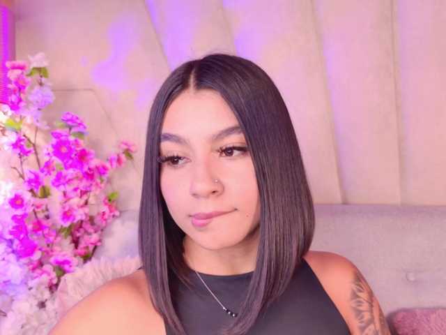Alyssa-Ray live cam on BongaCams