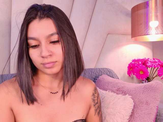 Alyssa-Ray live cam on BongaCams