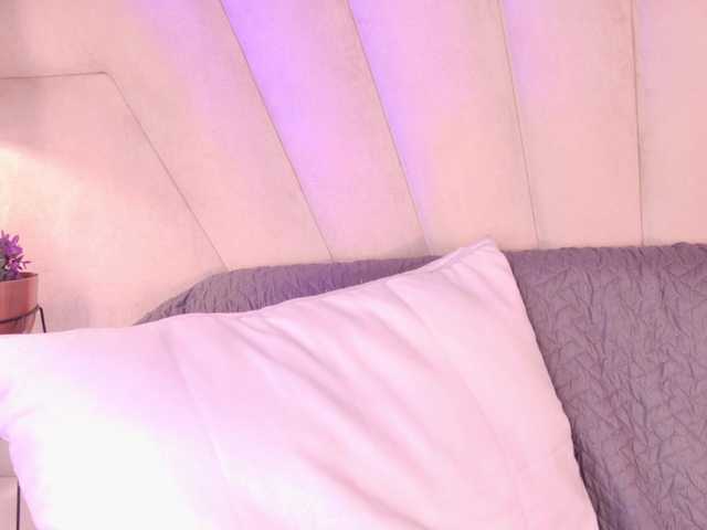 Alyssa-Ray live cam on BongaCams
