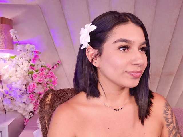 Alyssa-Ray live cam on BongaCams