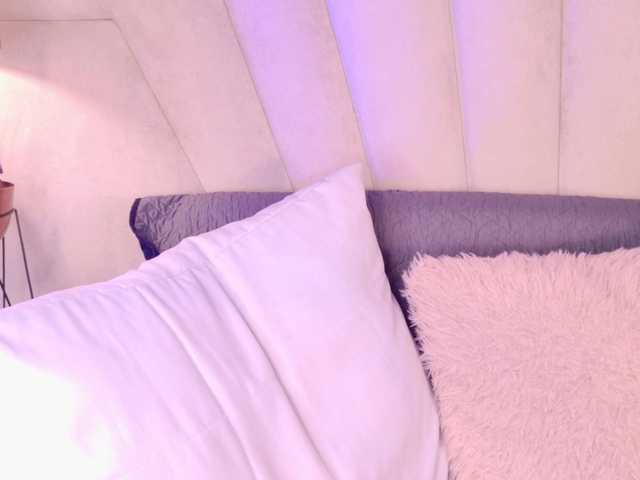 Alyssa-Ray live cam on BongaCams