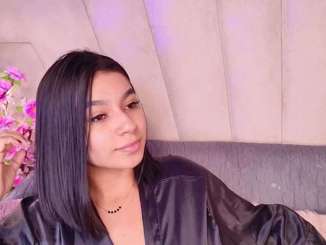 Alyssa-Ray live cam on BongaCams