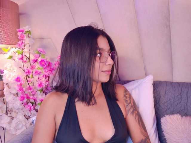 Alyssa-Ray live cam on BongaCams