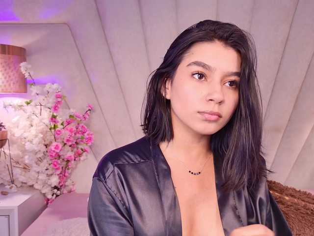Alyssa-Ray live cam on BongaCams