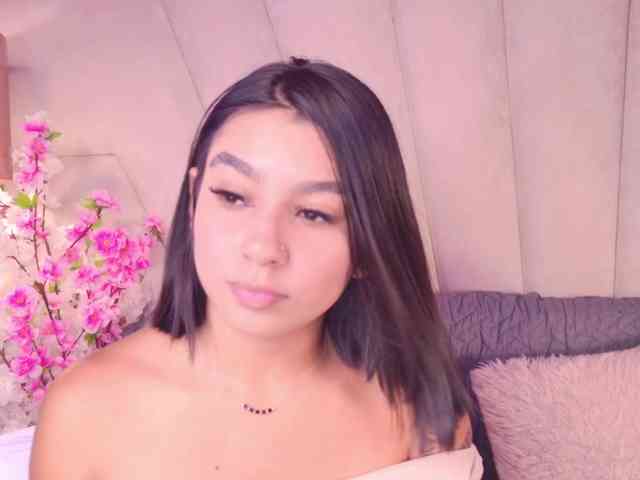 Alyssa-Ray Alyssa-Ray