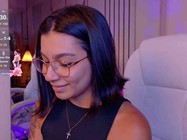 Alyssa-Ray webcam