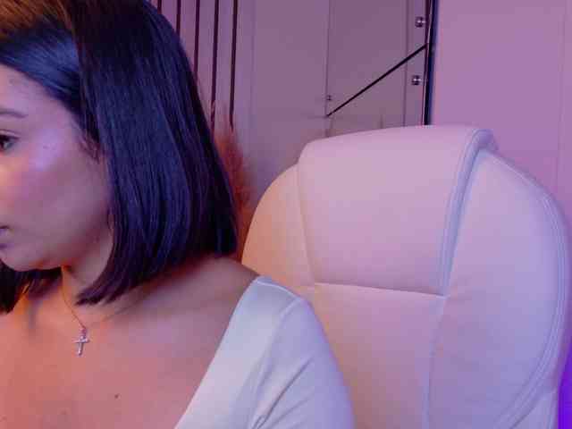 Alyssa-Ray webcam