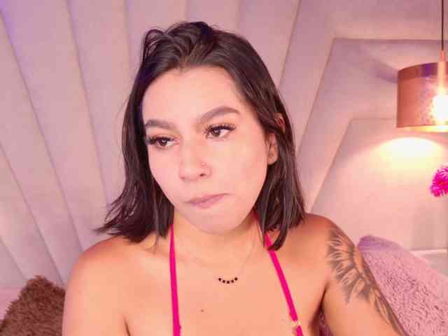 Alyssa-Ray webcam