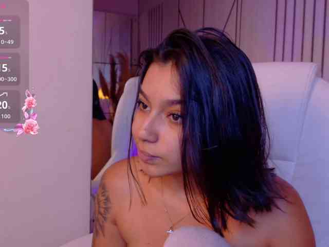 Alyssa-Ray webcam