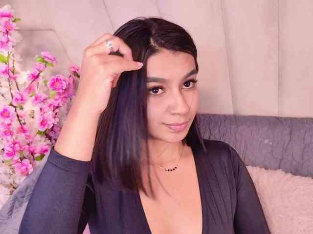 Alyssa-Ray webcam