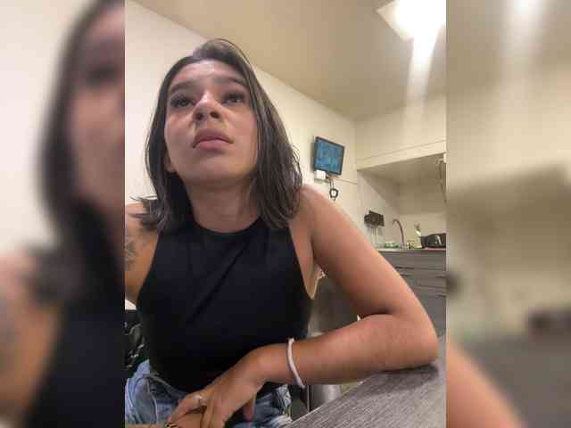 Alyssa-Ray webcam
