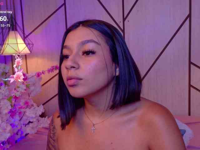 Alyssa-Ray webcam
