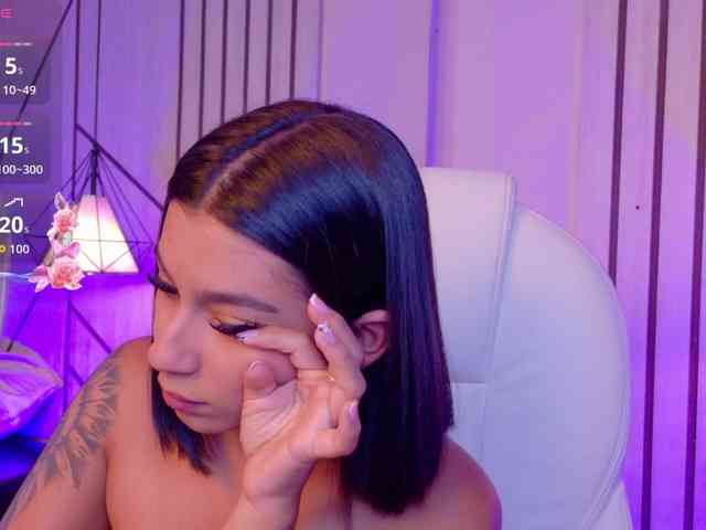 Alyssa-Ray webcam