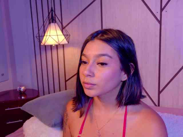 Alyssa-Ray webcam
