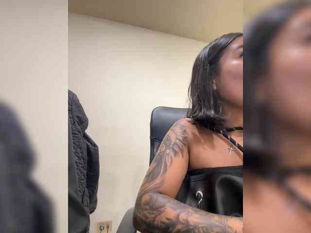 Alyssa-Ray webcam