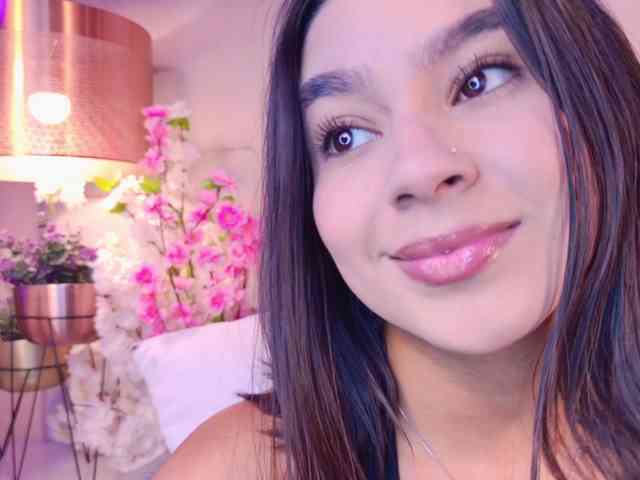 Alyssa-Ray webcam