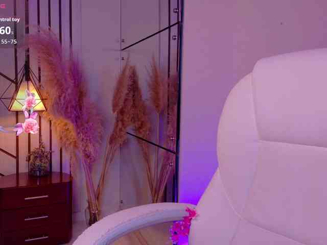 Alyssa-Ray webcam